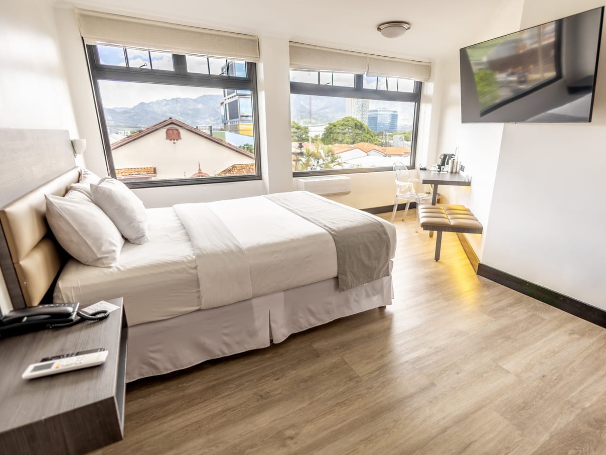 Hotel 7